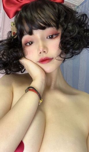 麦丽丝梦游辣境在线观看